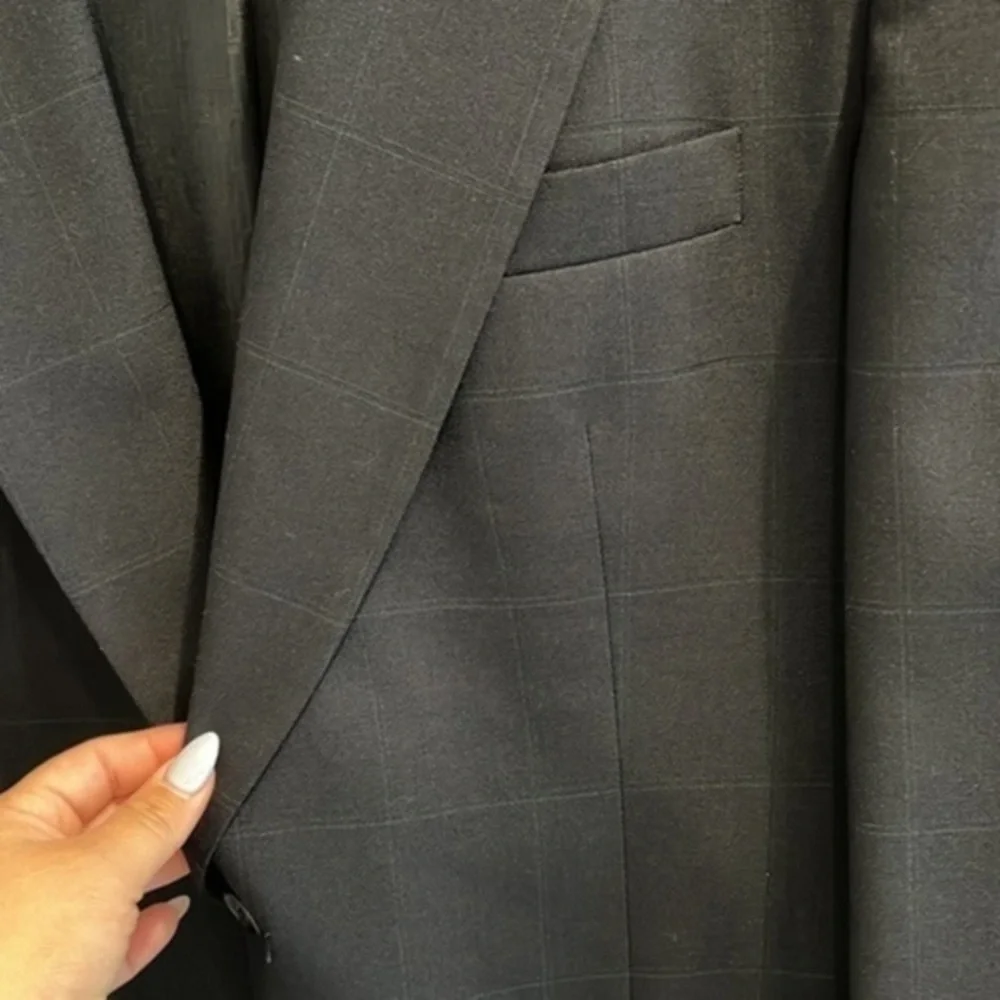 Halston 2 Button Wool Blazer